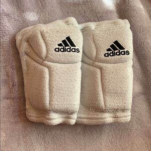 Adidas Knee Pads